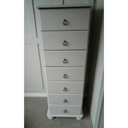 Wardrobe and chest of drawers