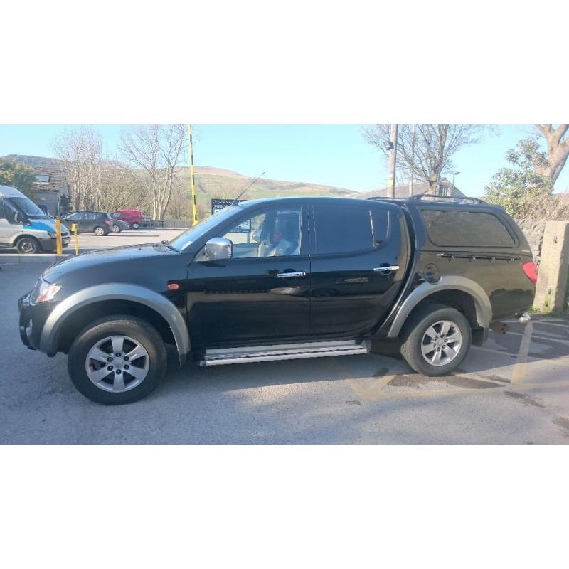 Mitsubishi L200 Warrior DI-D 2.5 L