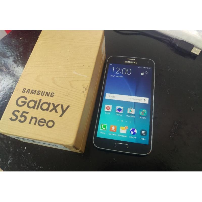 Samsung Galaxy S5 Neo, Unlocked in Mint condition