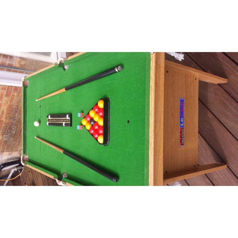 4ft 6in snooker/ pool table