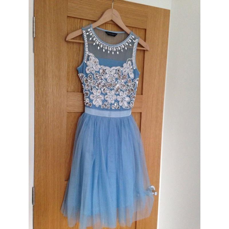 Ladies Beautiful Dress Size 6