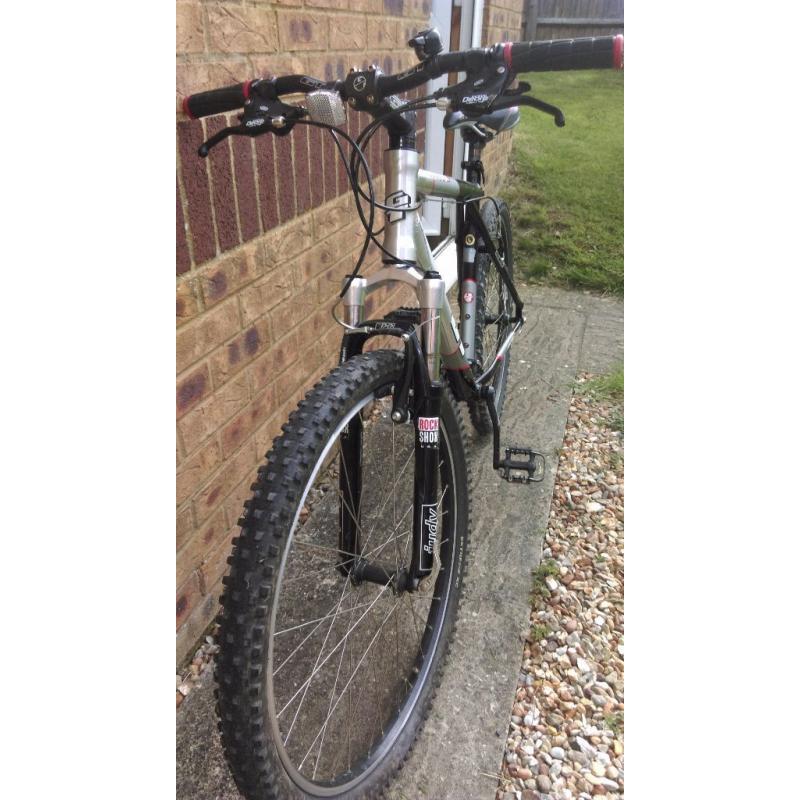 GT Avalanche 1.0 Gents Mountain bike, MTB size L