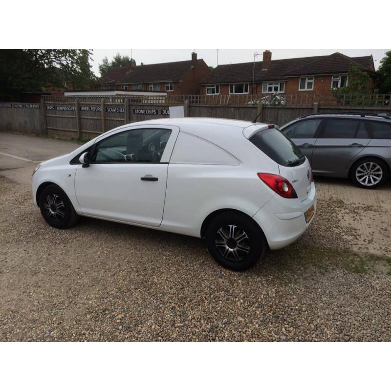 2009 CORSA VAN 1.3 DIESEL 12 MONTHS MOT 88,000 MILES