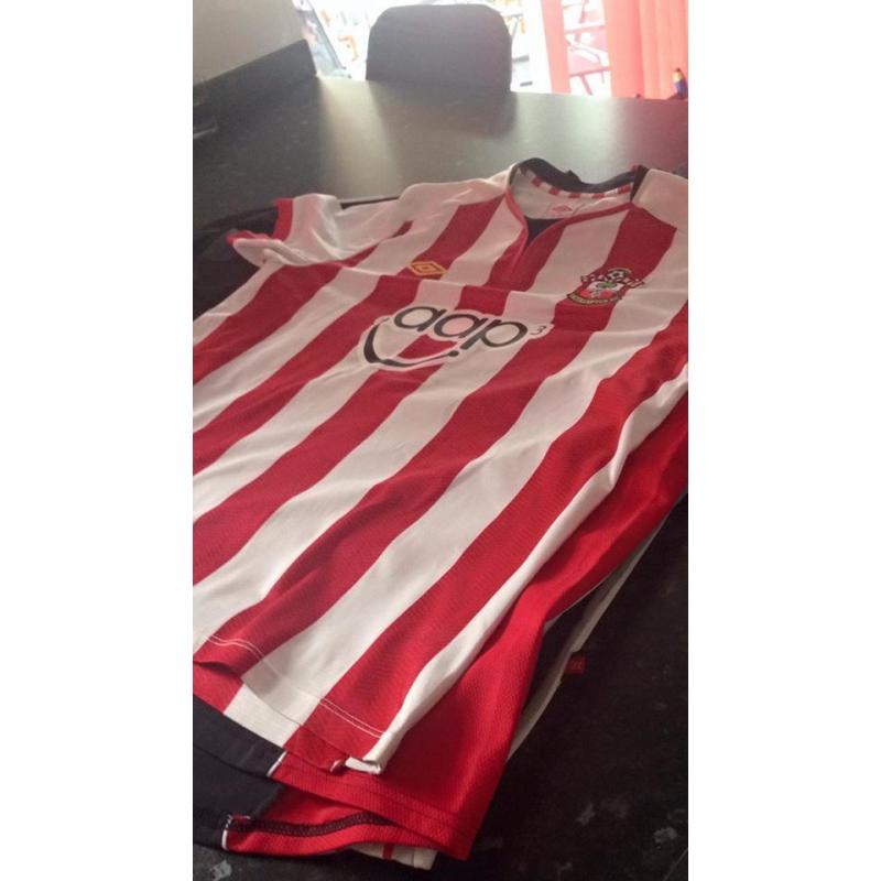 southampton shirts picture tracksuit top