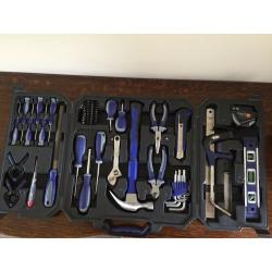 Complete tool set, as new