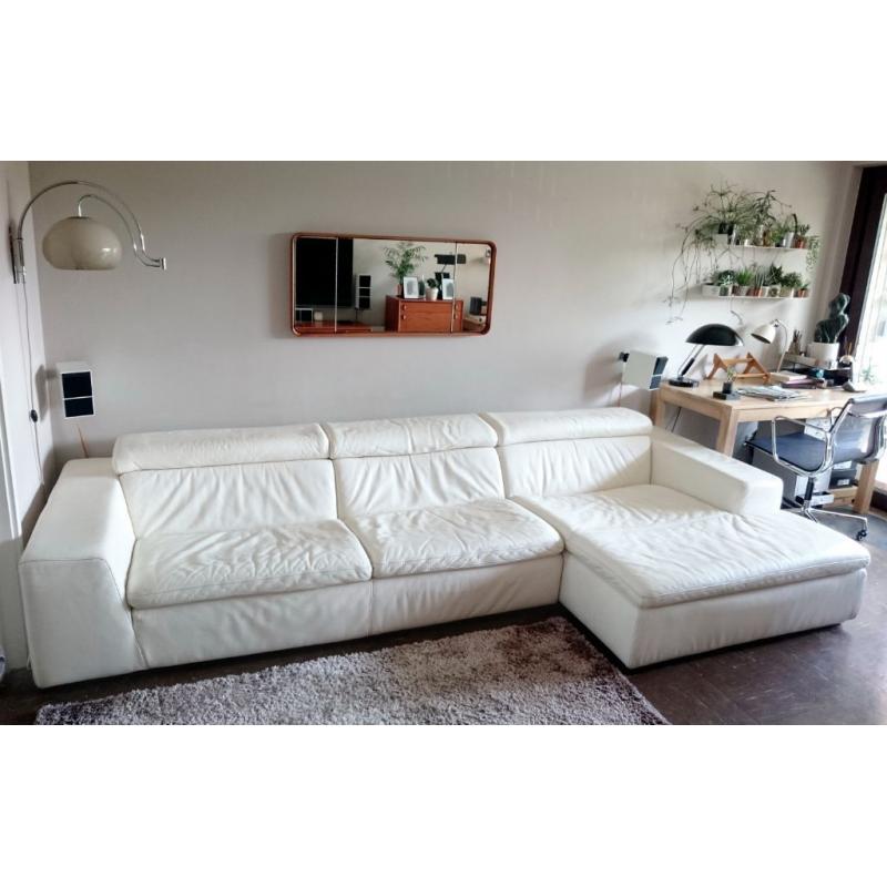 A beautiful MODERNIST ivory WHITE LEATHER DANISH SOFA