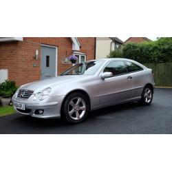 Mercedes C180 Kompressor se coupe very good condition a very nice car.