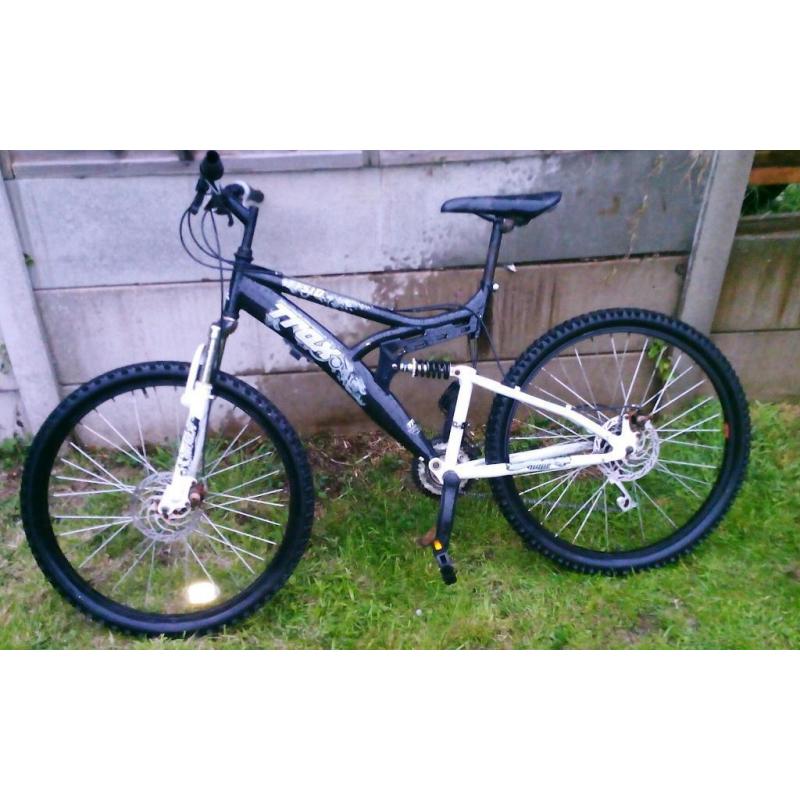 mountain bike 26" wheels disc brakes suspention