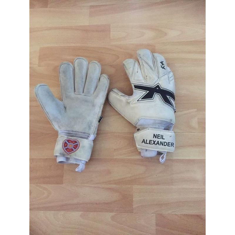 Neil Alexander Match Worn Gloves