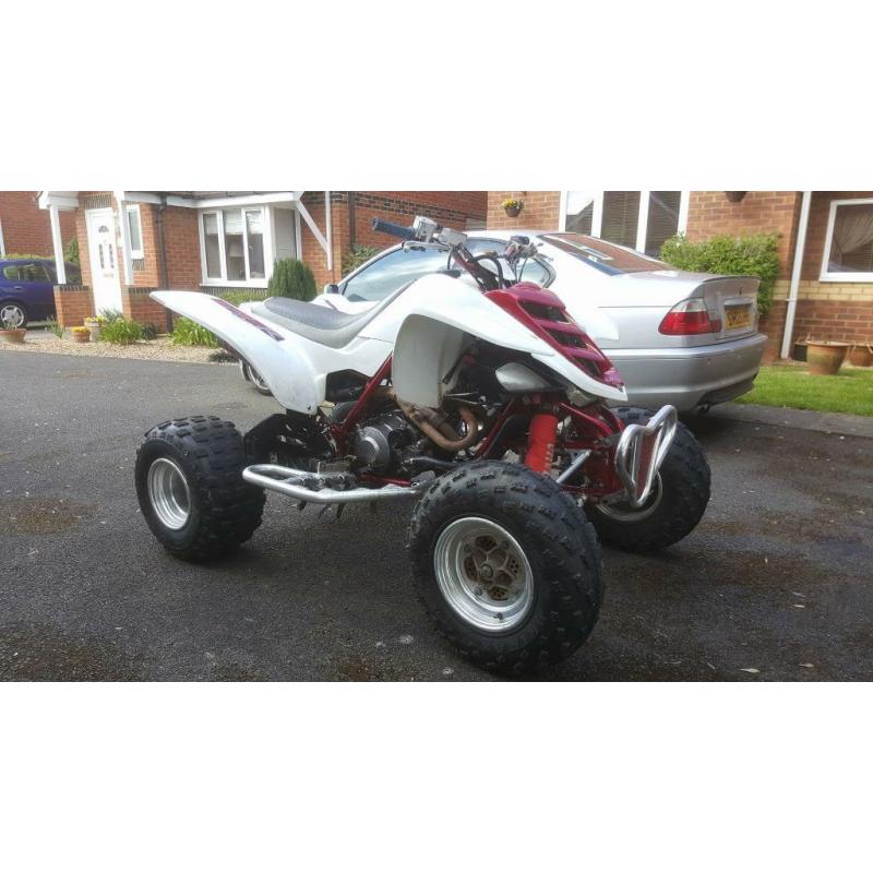 raptor 660r white with red frame