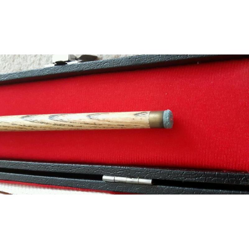 Riley Snooker Cue