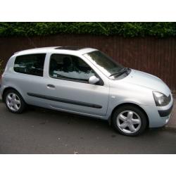 RENAULT CLIO 1.2 DYNAMIQUE 3 DOOR HATCHBACK 2003