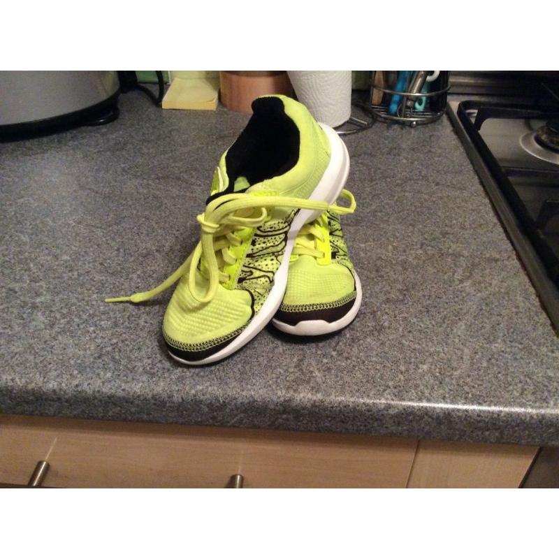 Childrens addidas trainers size 10, excellent condition