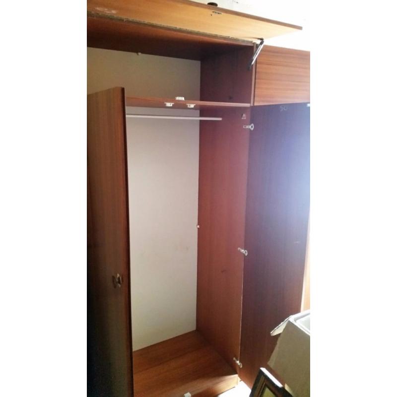 2 x Avalon double wardrobes on castors , dismantled ready for collection. Can seperate.