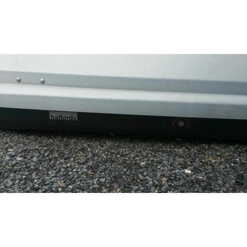 Large grey roof box