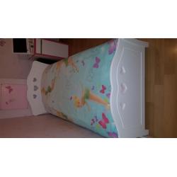 White kids Single 3Ft bed with Heart Cut Outs ** Under Storage ** Excellent Condition