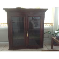 DISPLAY CABINET/CUPBOARD