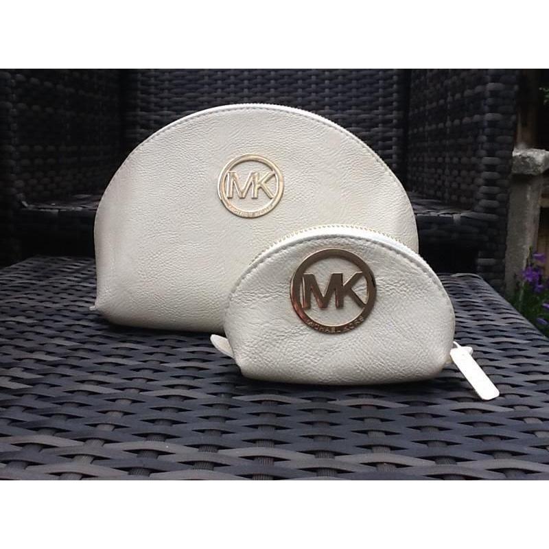 Michael Kors Cream Bag Set-GREAT GIFT