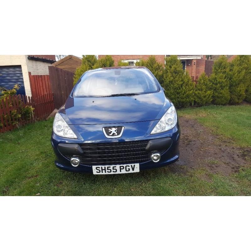 peugeot 307 1.6 petrol hatchback 2005 years new MOT