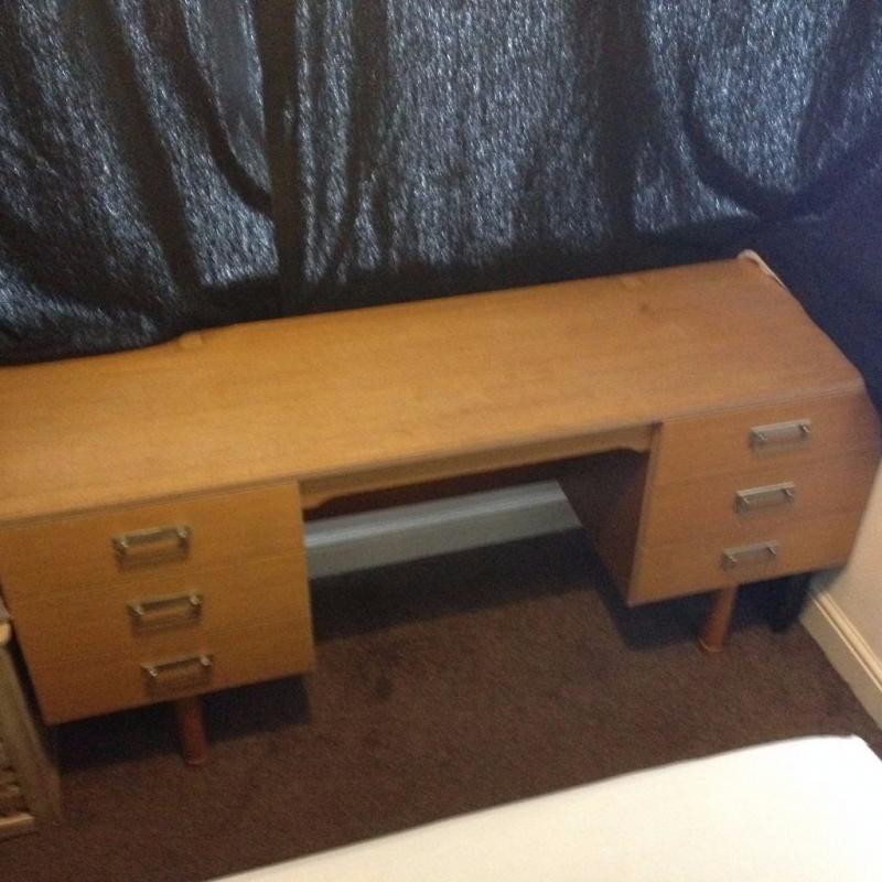 Wood Dressing Table