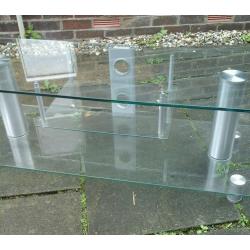 LARGE GLASS 3 TIER ENTERTAINMENT UNIT