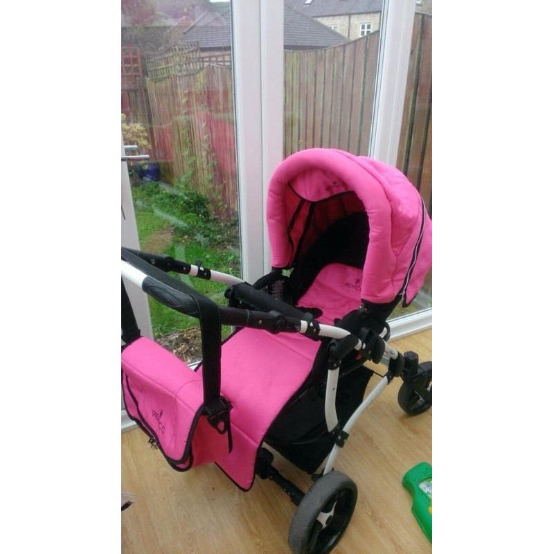 Venicci pushchair