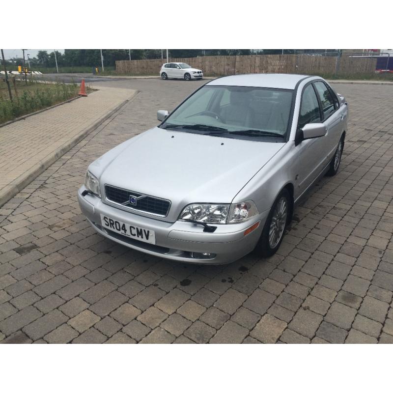 2004 Volvo S40 1,8 Petrol M.O.T12 April 2017