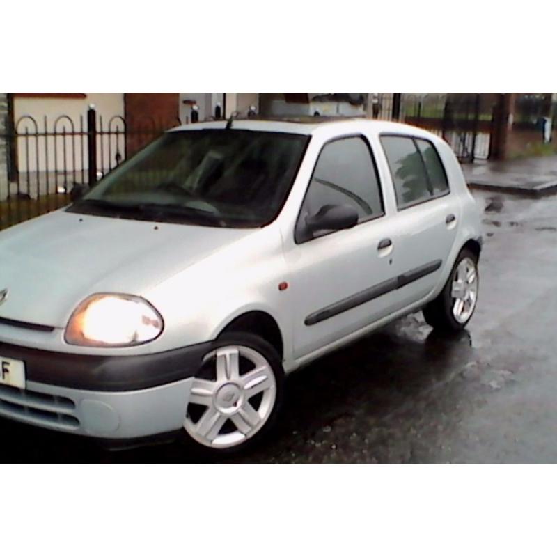 Renault clio for sale 395ono