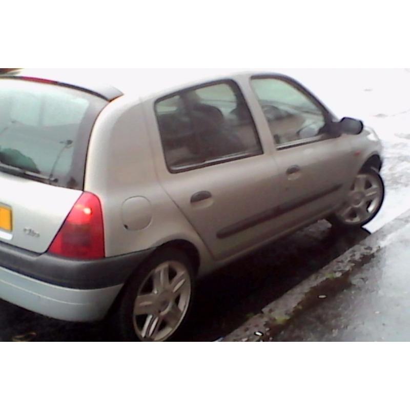 Renault clio for sale 395ono