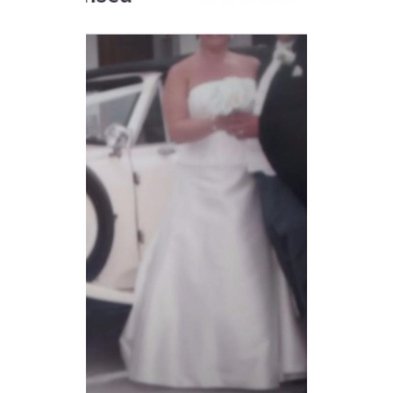 Ellis wedding dress