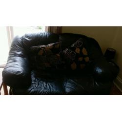 Black leather 2 piece settee