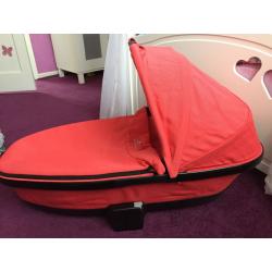 Quinny carry cot excellent condition