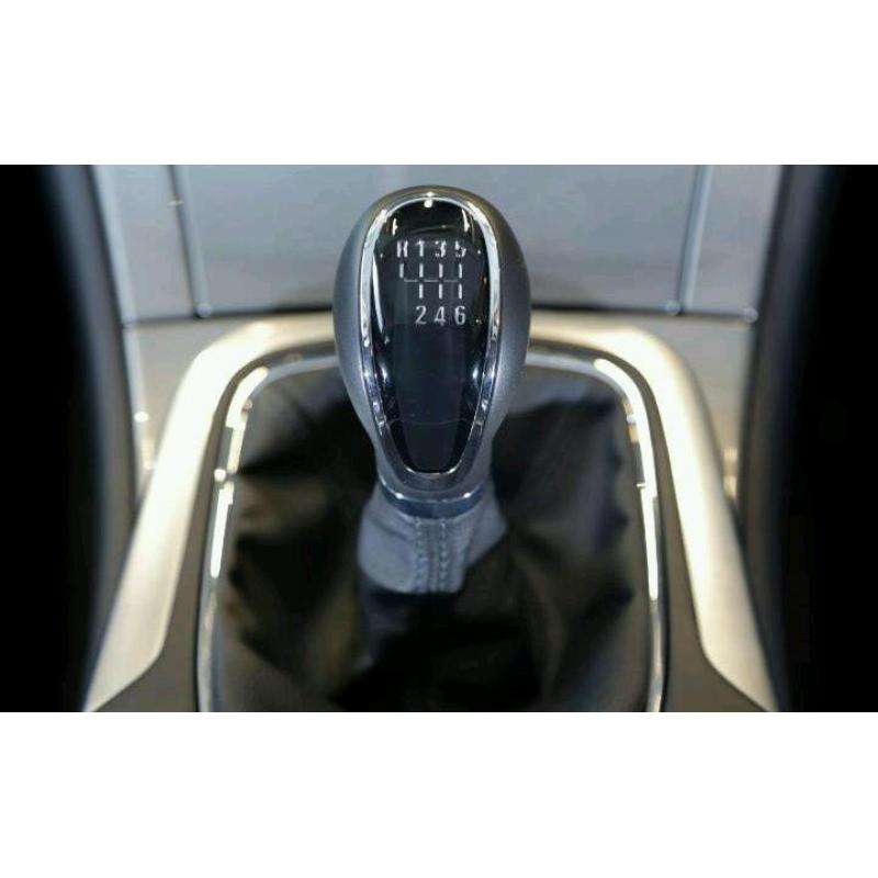 Vauxhall Insignia SRi Gearstick