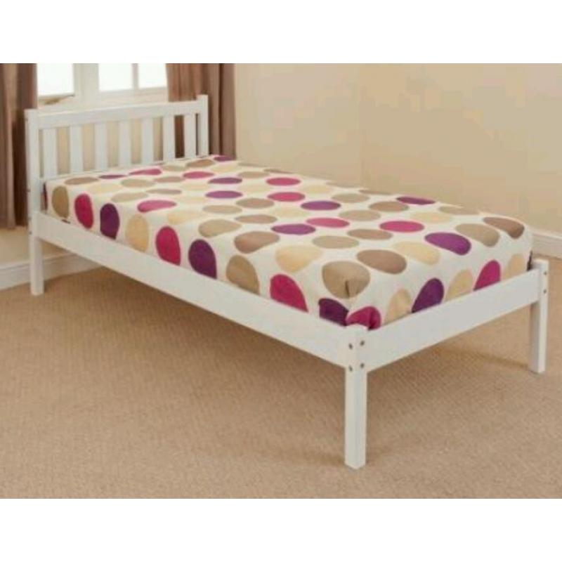 4ft6 Double Bed White Wood