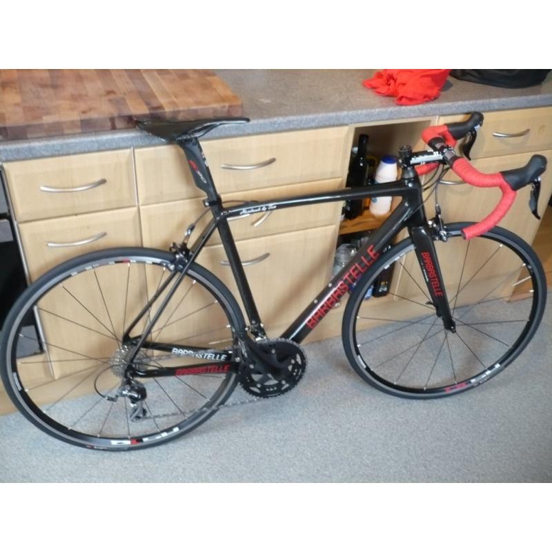 Beautiful Barbastelle Full Carbon Fibre Road Bike with Full Shimano 105 groupset.(54 cms).