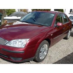 Ford Mondeo TDCi 130hp. Manual 6 speed.