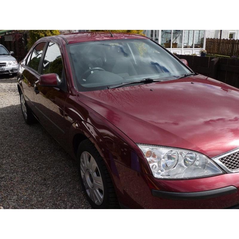 Ford Mondeo TDCi 130hp. Manual 6 speed.