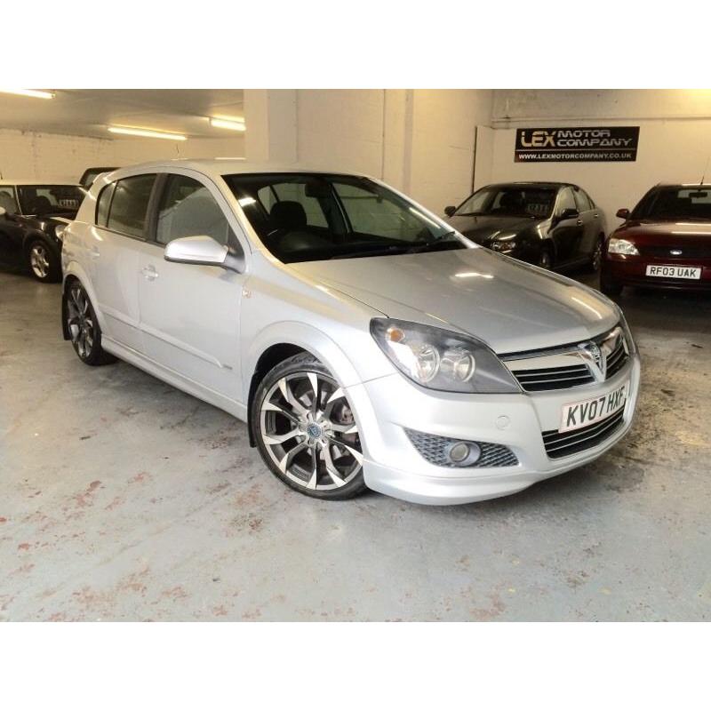 Astra SRI CDTI 150 XPACK. 07 Plate. Years Mot.