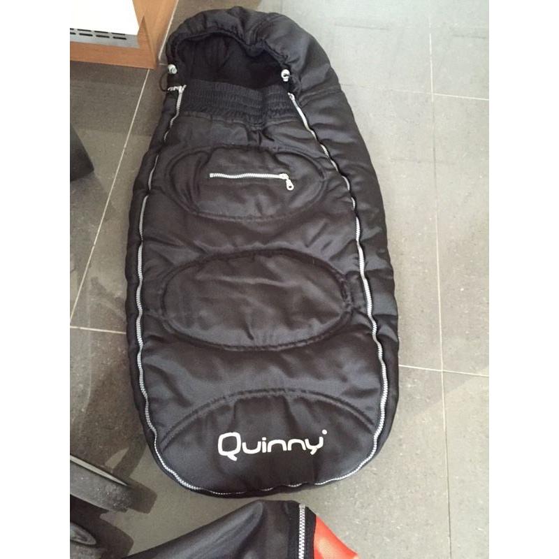Quinny zapp (perfect for travelling/holidays) come with travel bag , cosy toes and more!!!!