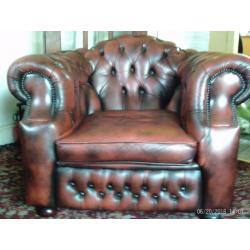 Leather, antique rust (red/brown) original Chesterfield 3 piece suite. (2nd hand)