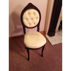 Antique style chair