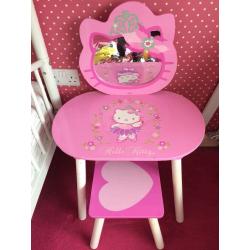 Hello kitty vanity table and stool