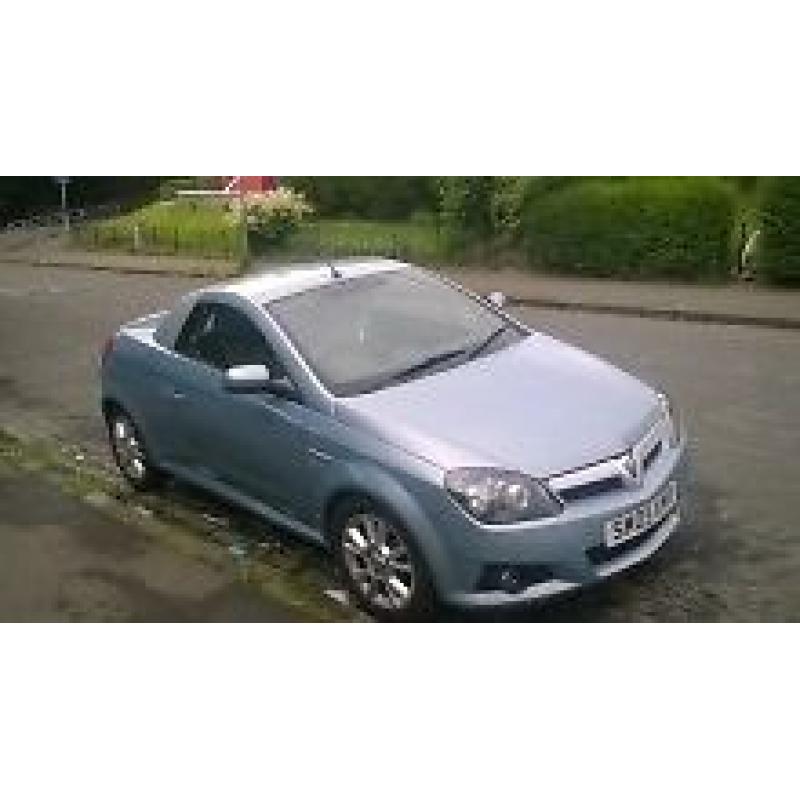 Stunning light blue and silver vauxhall tigra 1.4 sport low mileage