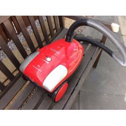 ProAction bagless cylinder hoover