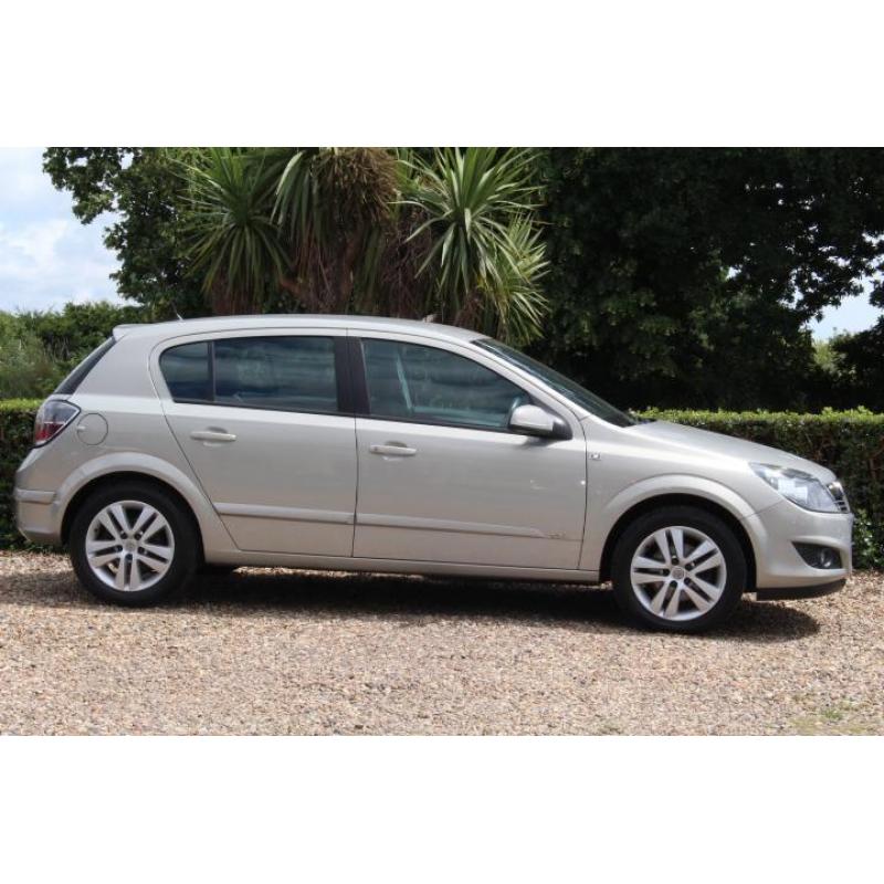 2008 Vauxhall Astra 1.6 16v ( 115ps ) SXi 5 DOOR FAMILY HATCHBACK CAR