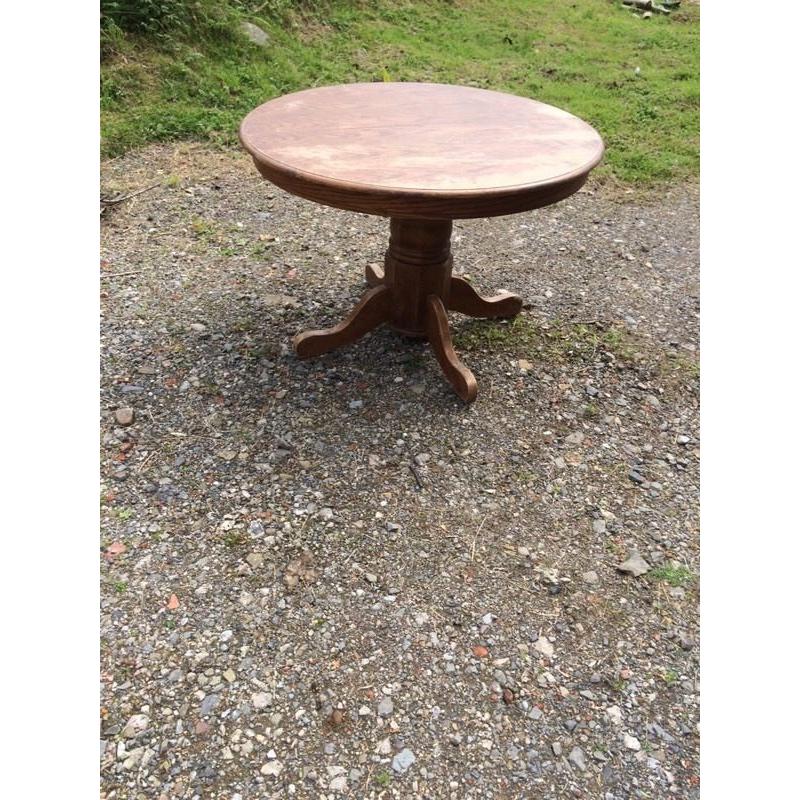 Round farm house/pub style table.