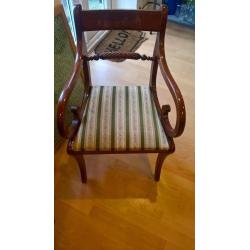 Elegant traditional style chair with scroll arms & barley twist detail