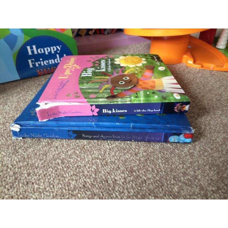 21 IN THE NIGHT GARDEN BOOKS