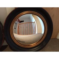 Antique style wall hanging mirror set