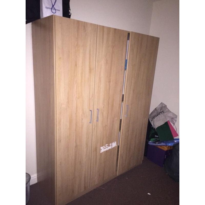 Wardrobe - Excellent condition